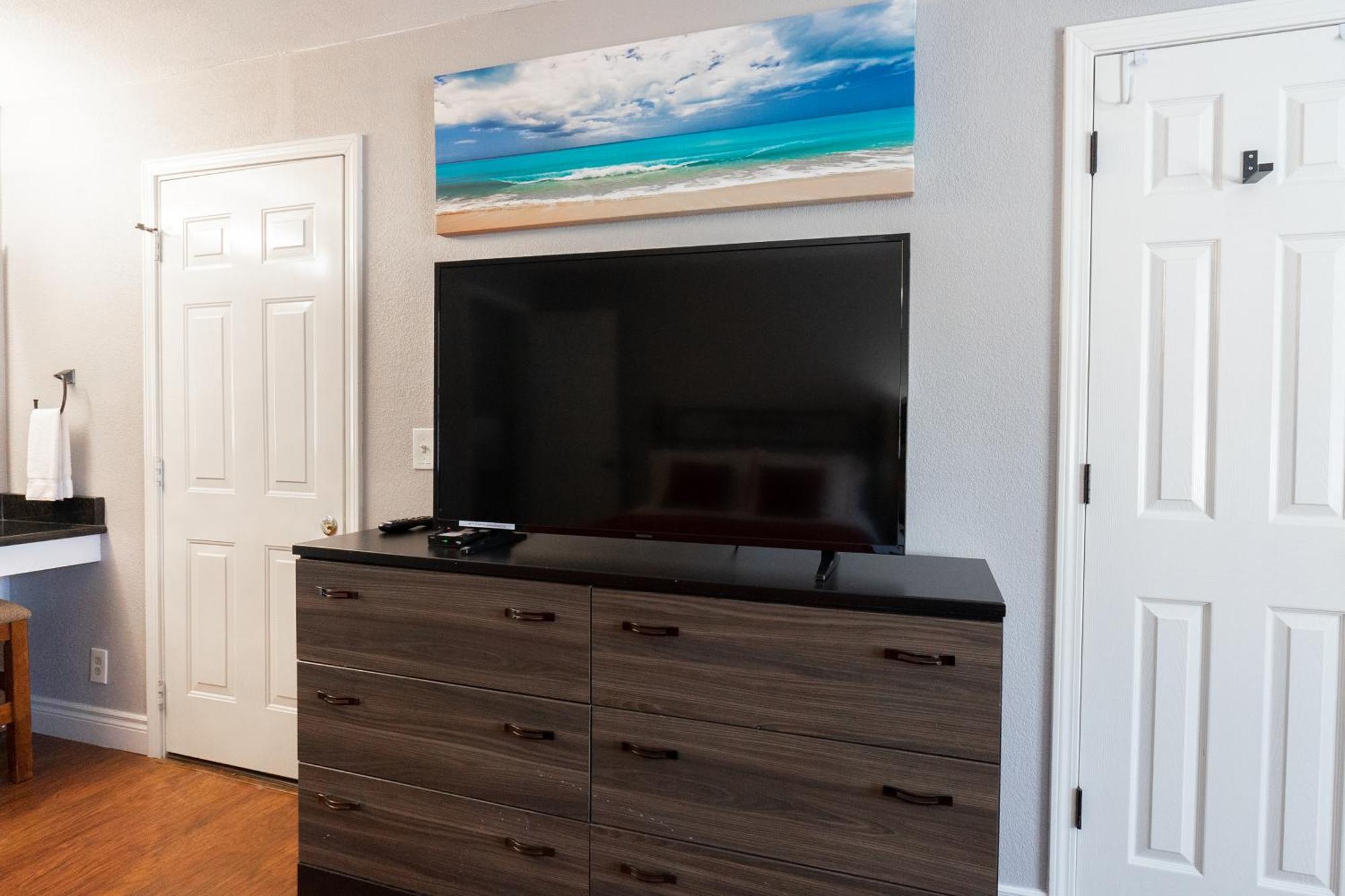 2Br Walk-In Condo - Near The 76 Strip - Free Wifi - Pool - Free Tickets Included - Clb-3 Μπράνσον Εξωτερικό φωτογραφία