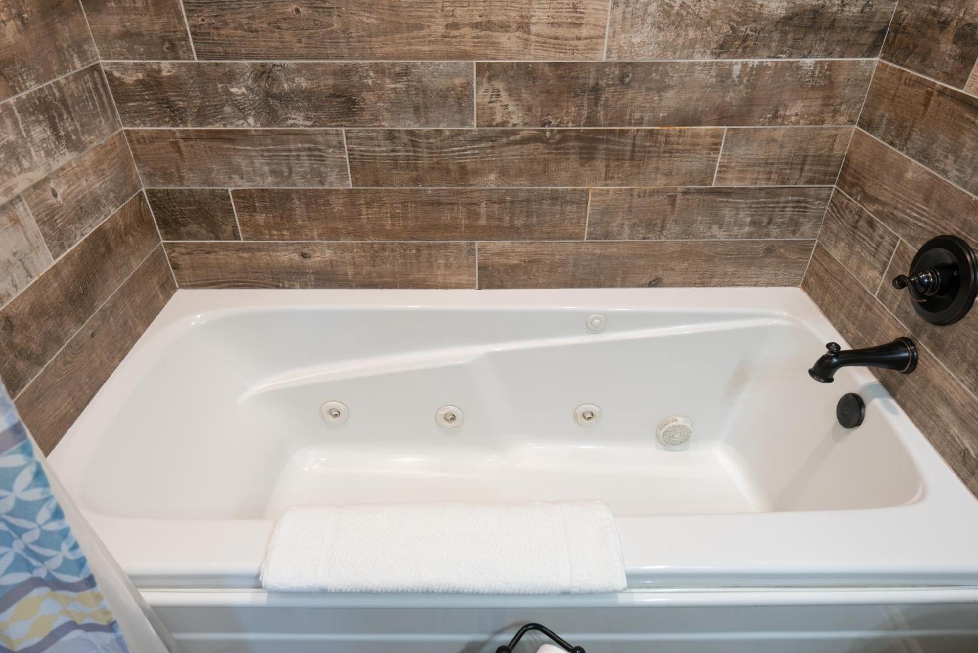 2Br Walk-In Condo - Near The 76 Strip - Free Wifi - Pool - Free Tickets Included - Clb-3 Μπράνσον Εξωτερικό φωτογραφία